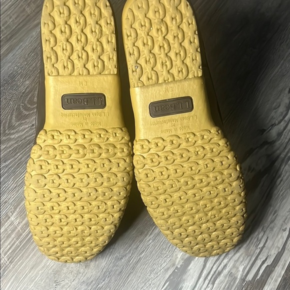 LL Bean Brown and Tan Rain & Snow Boots with Lace-Up Design - Picture 5 of 8